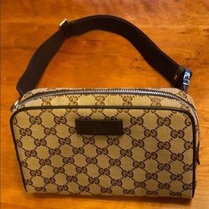 Gucci belt bag. Authentic.Used it once. Like new.